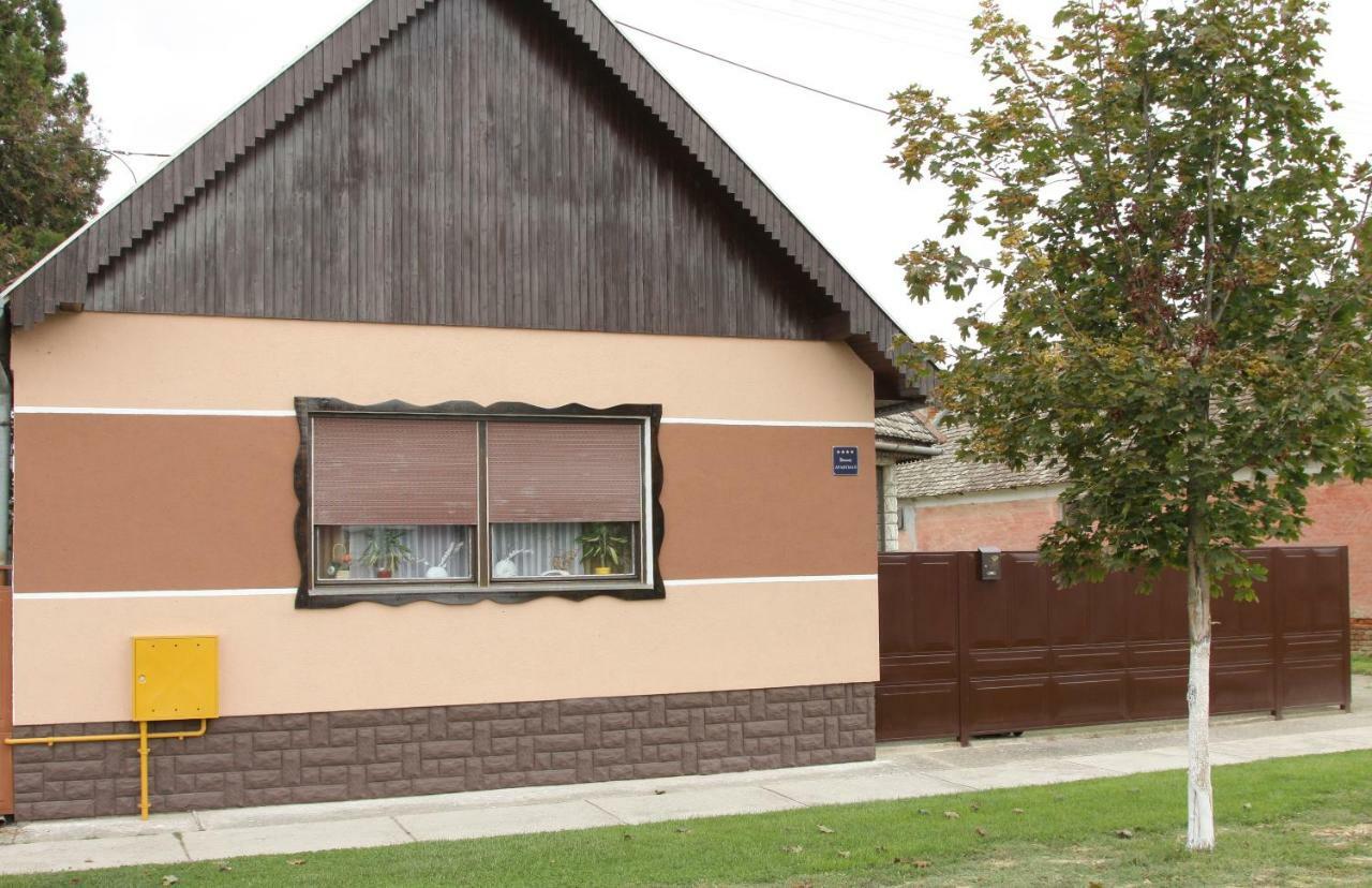 Apartman Sokica Bizovac Eksteriør bilde